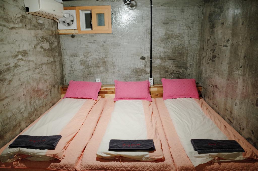 بيت شباب Bong Backpackers سيول المظهر الخارجي الصورة